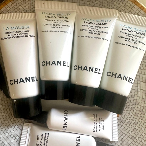 Chanel sample set Hydra beauty x 3 and Le lift eyes x 2 plus cleanser - Picture 3 of 6